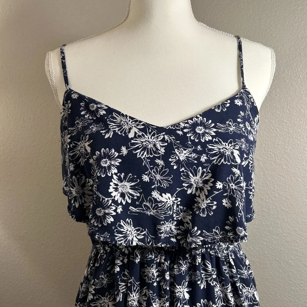 Women's Spring and Summer Navy Blue and White Printed Floral Dress with Ruffle